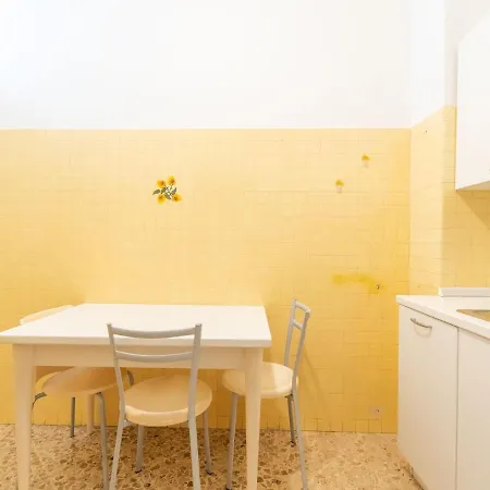 公寓 Charming In Near Vittorio Beach