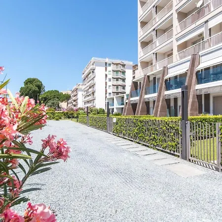 Charming In Near Vittorio Beach 阿尔玛·迪·塔吉亚